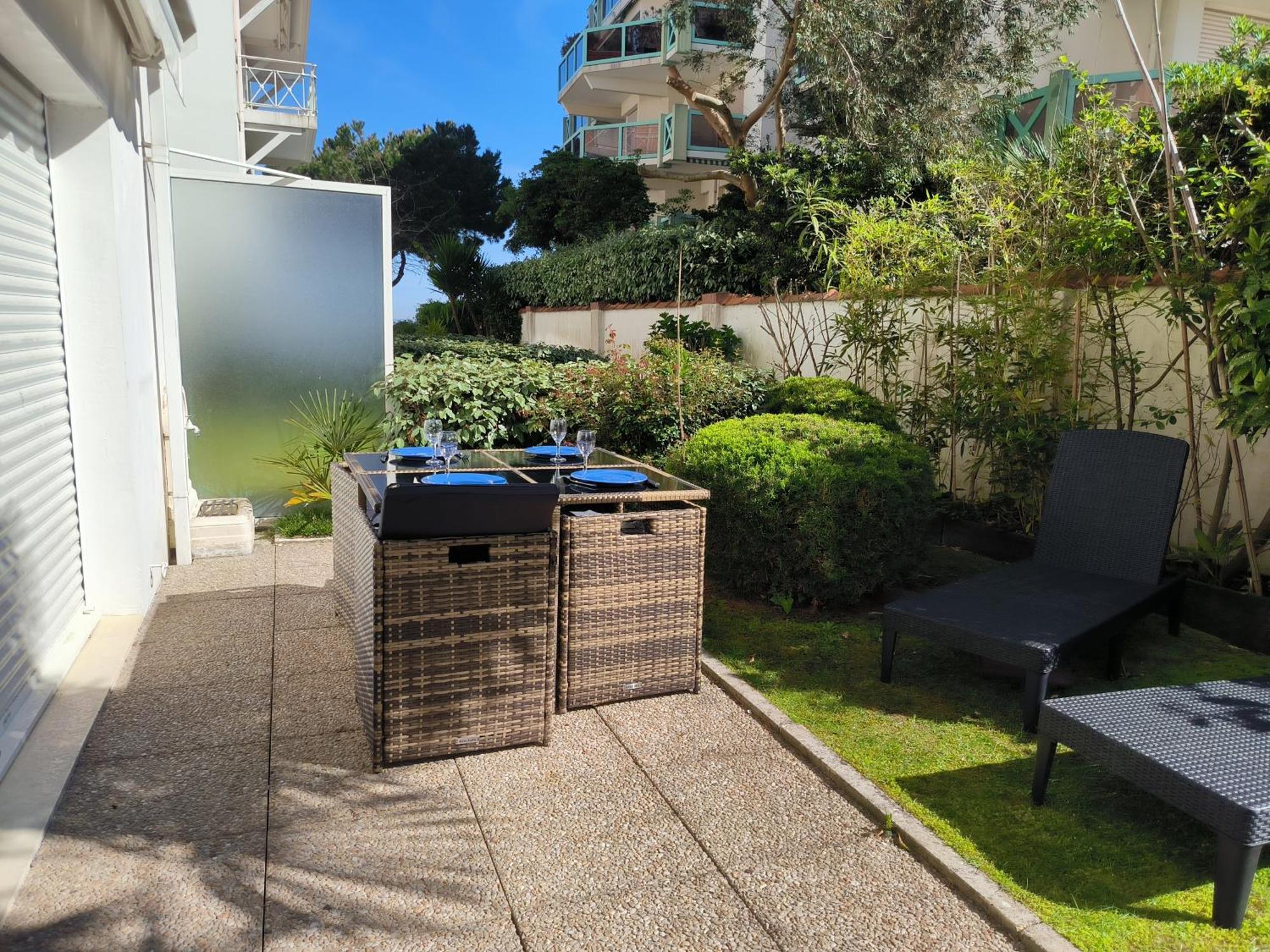 Appart Sur La Plage Pied Dans L Eau Avec Terrasse Jardin Vue Sur Le Bassin Depuis La Terrasse , Parking アルカション エクステリア 写真